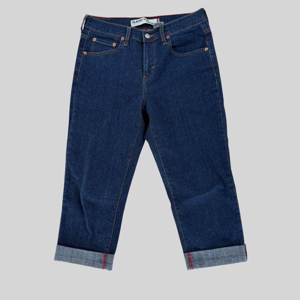 Levis Womens Classic Slim Capris Size 8 Medium Wash Denim Cropped Jeans Cuffed